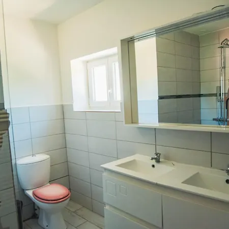 Maison 6 Personnes, Piscine Privee, Jardin Hébergement de vacances *