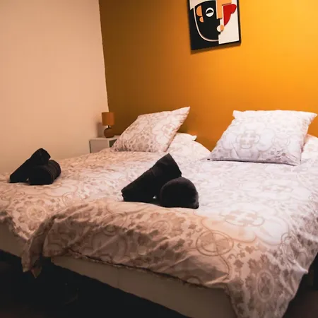 Maison 6 Personnes, Piscine Privee, Jardin Hébergement de vacances