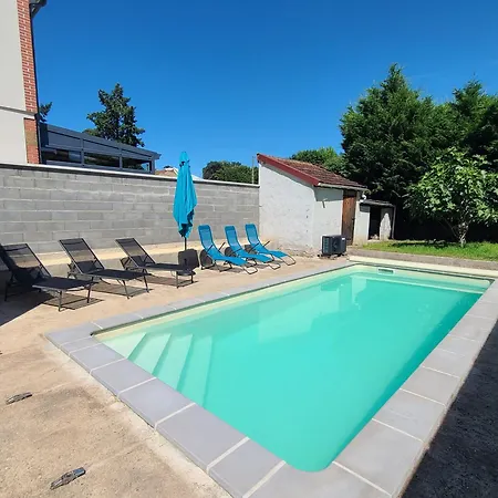Maison 6 Personnes, Piscine Privee, Jardin Hébergement de vacances