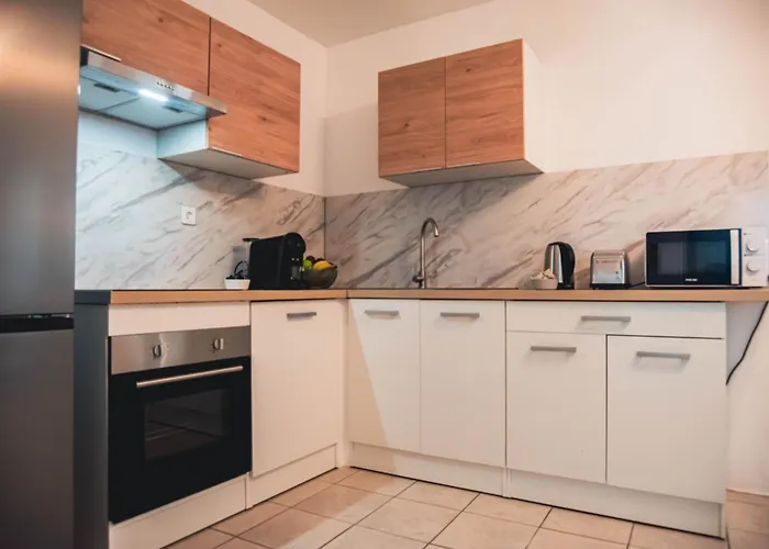 Maison 6 Personnes - Jardin Et Piscine Privee Дом отдыха Мулен